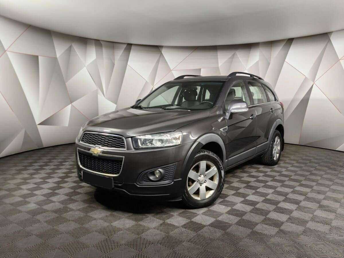 Chevrolet Captiva 2015 года с пробегом. Посмотреть фото