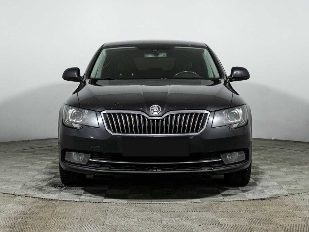 Skoda Superb 2013 года с пробегом. Фото: #1