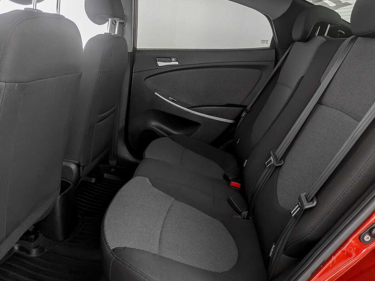 Hyundai Solaris 2012 года с пробегом. Фото: #9