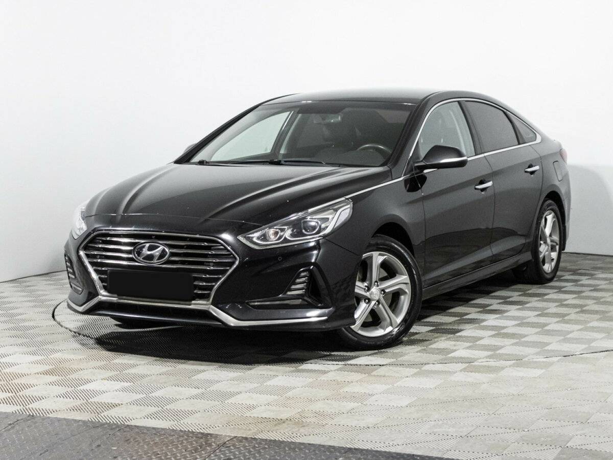 Hyundai Sonata 2018 года с пробегом. Посмотреть фото