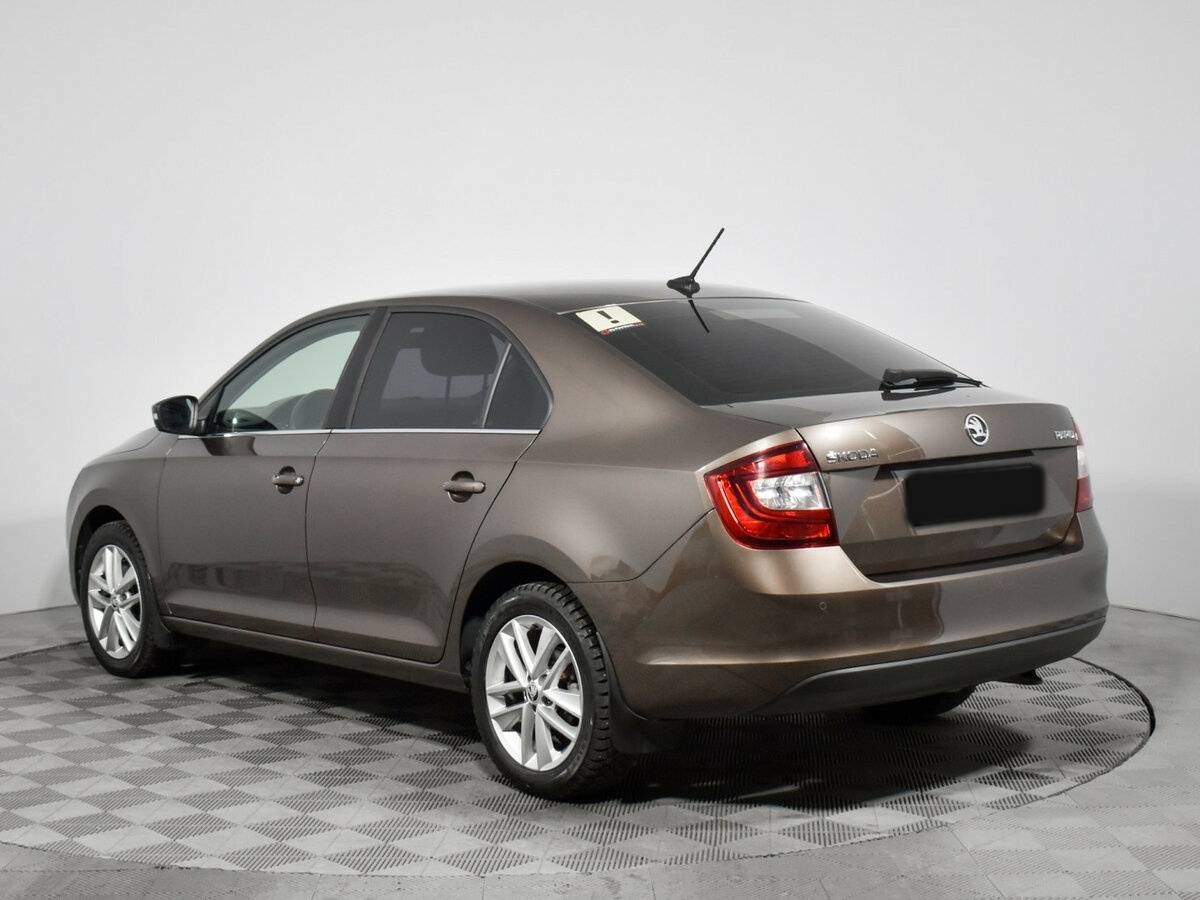 Skoda Rapid 2018 года с пробегом. Фото: #6