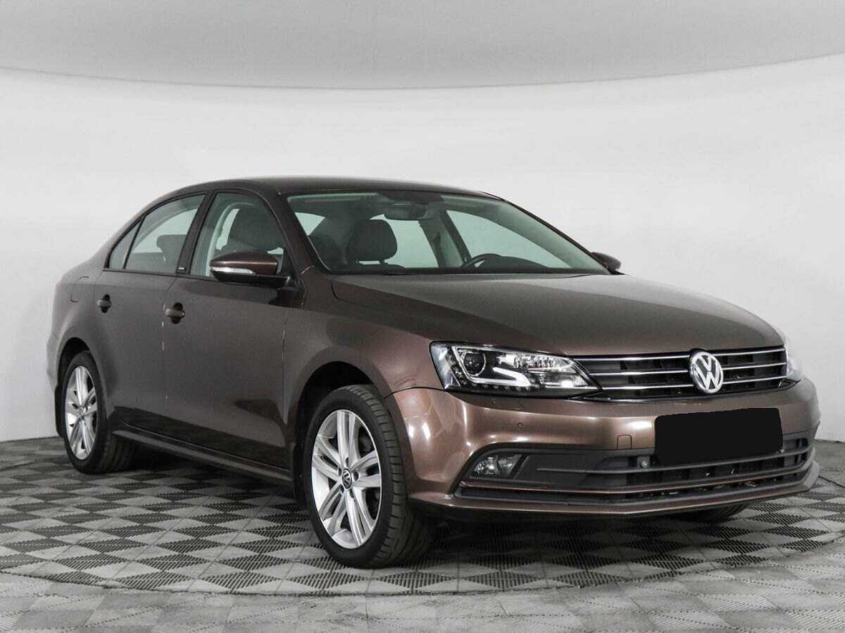 Volkswagen Jetta 2017 года с пробегом. Фото: #2