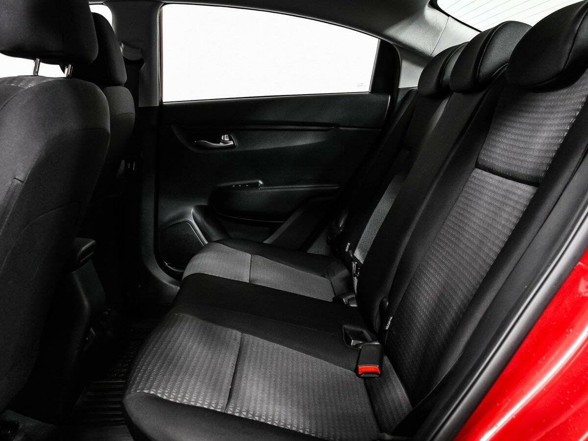 Kia Rio 2020 года с пробегом. Фото: #12