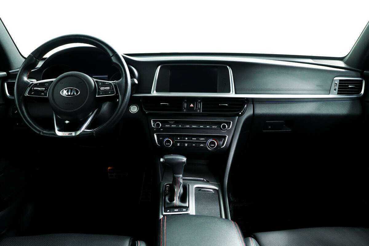 Kia Optima 2018 года с пробегом. Фото: #10