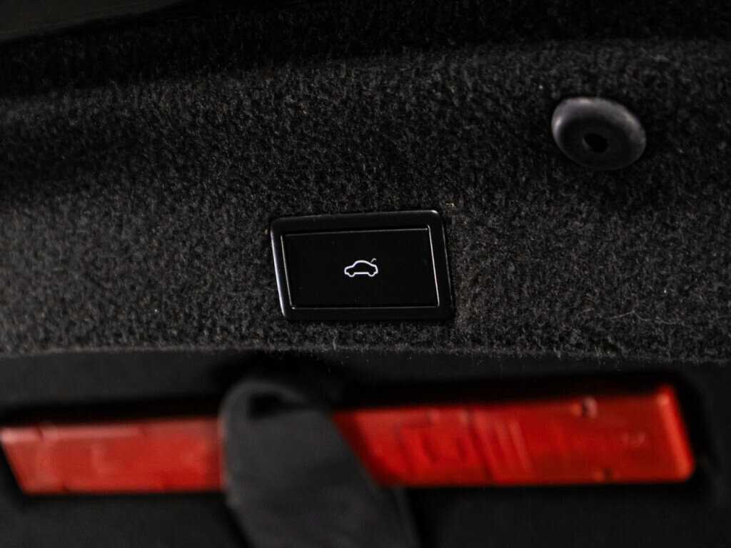 Volkswagen Passat 2016 года с пробегом. Фото: #14