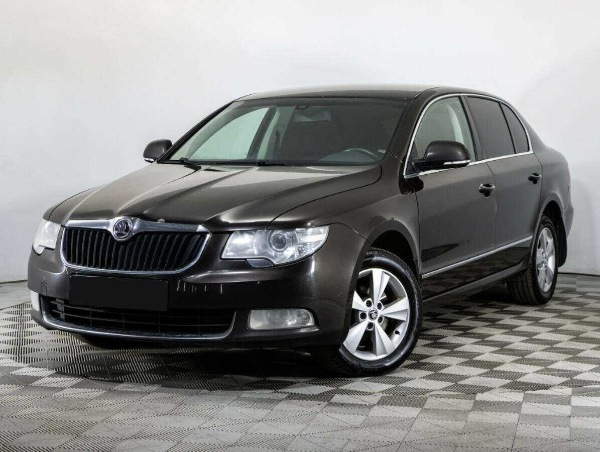 Skoda Superb 2012 года с пробегом. Фото: #0