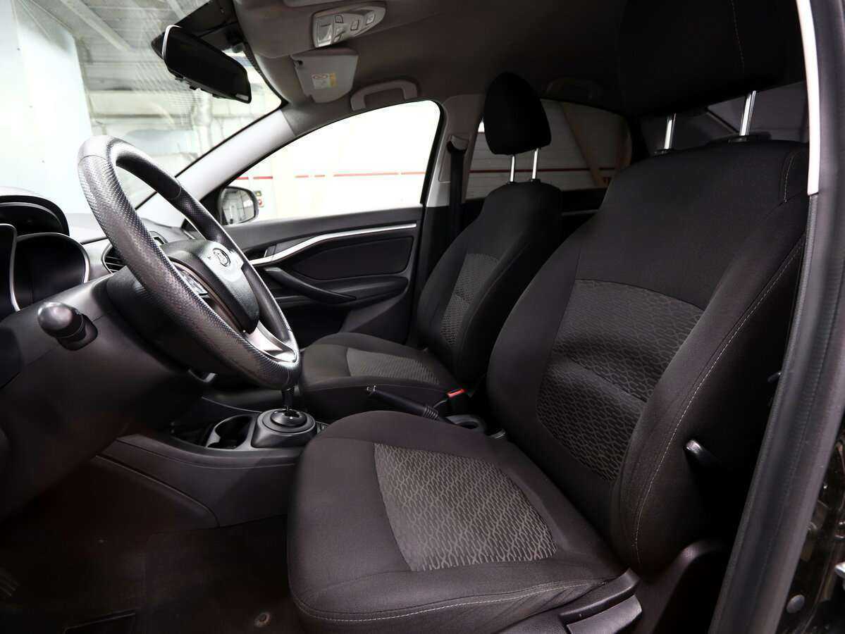 Lada (ВАЗ) Vesta 2015 года с пробегом. Фото: #5