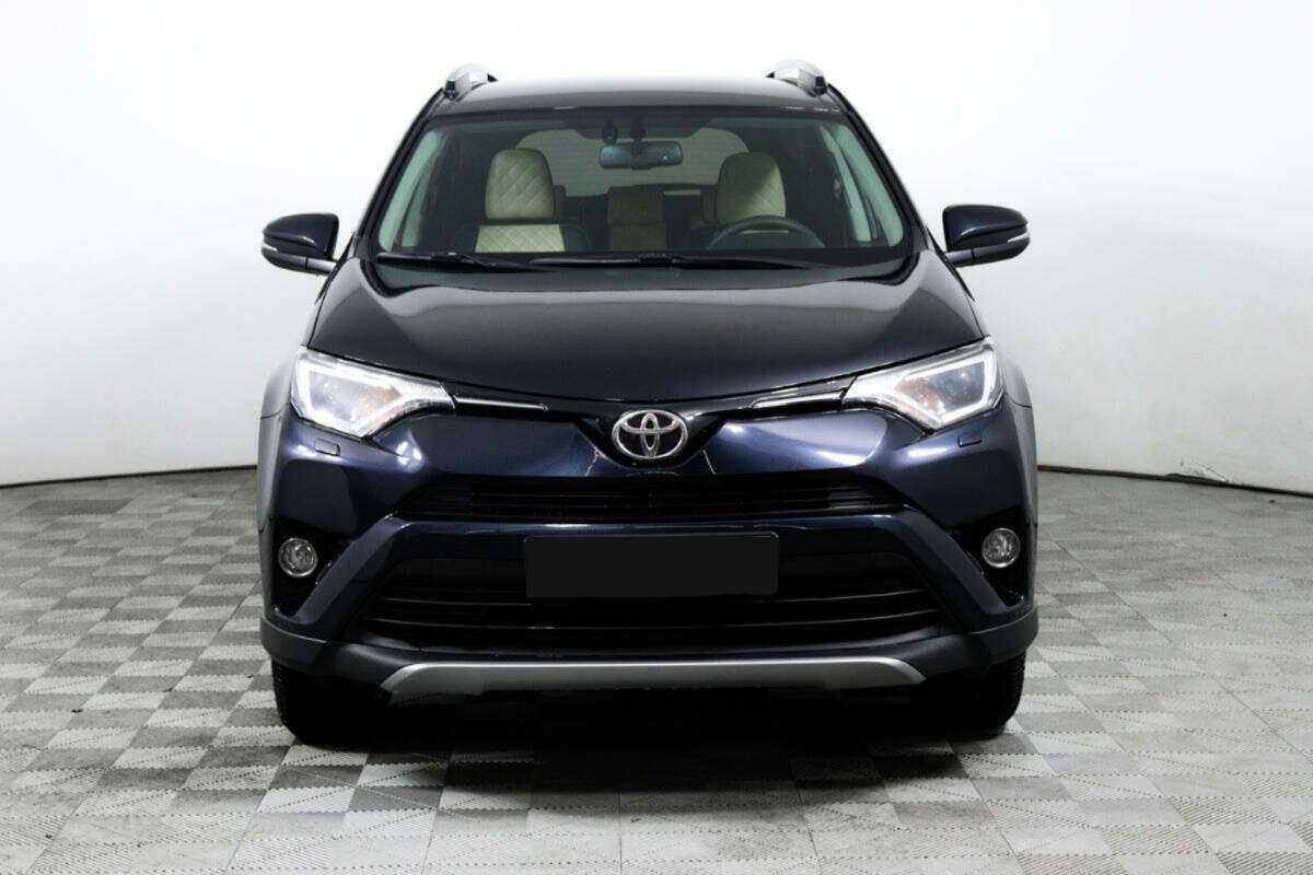 Toyota RAV4 2017 года с пробегом. Фото: #1