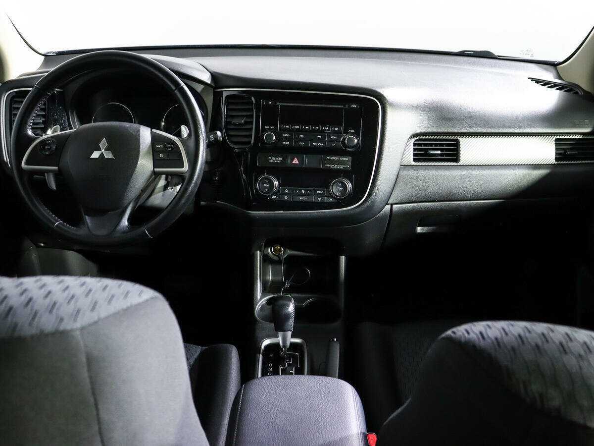 Mitsubishi Outlander 2013 года с пробегом. Фото: #11