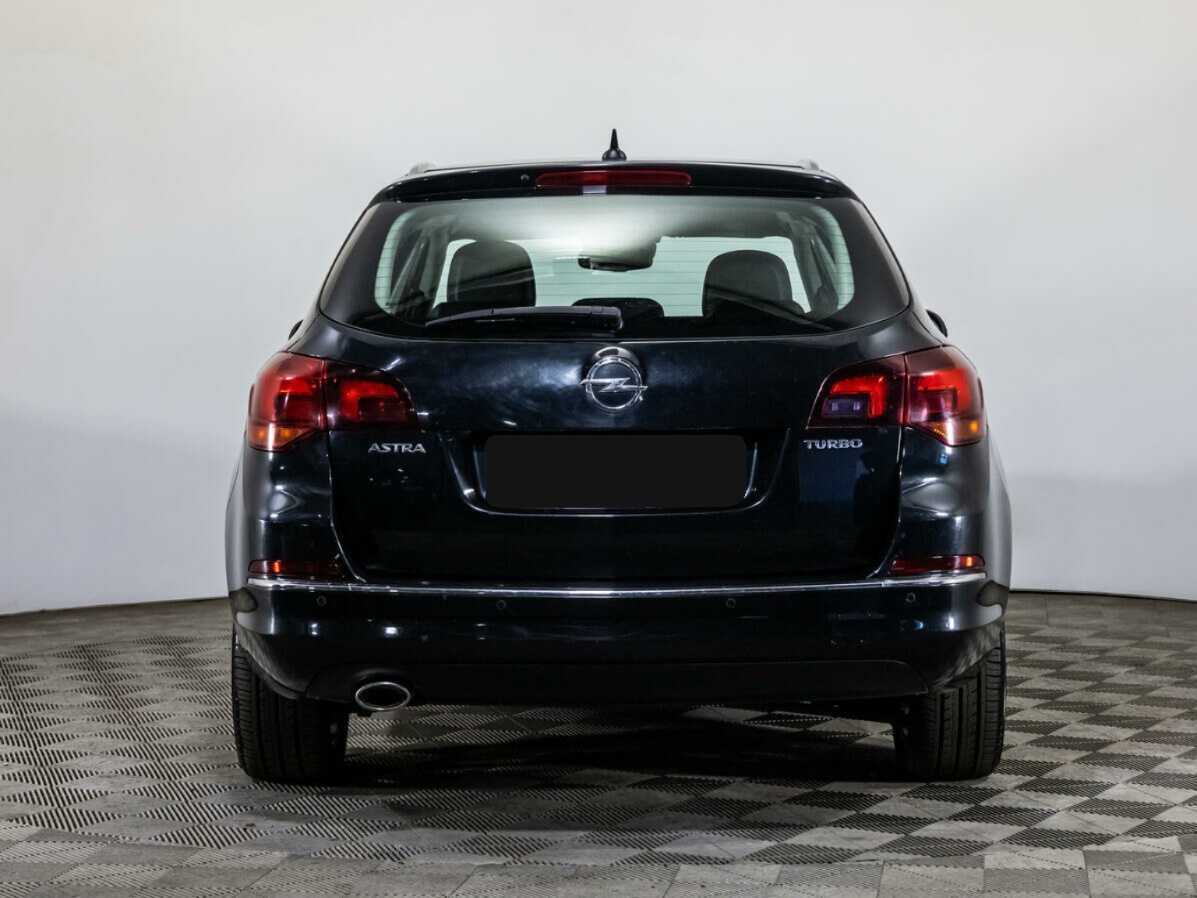 Opel Astra 2012 года с пробегом. Фото: #4