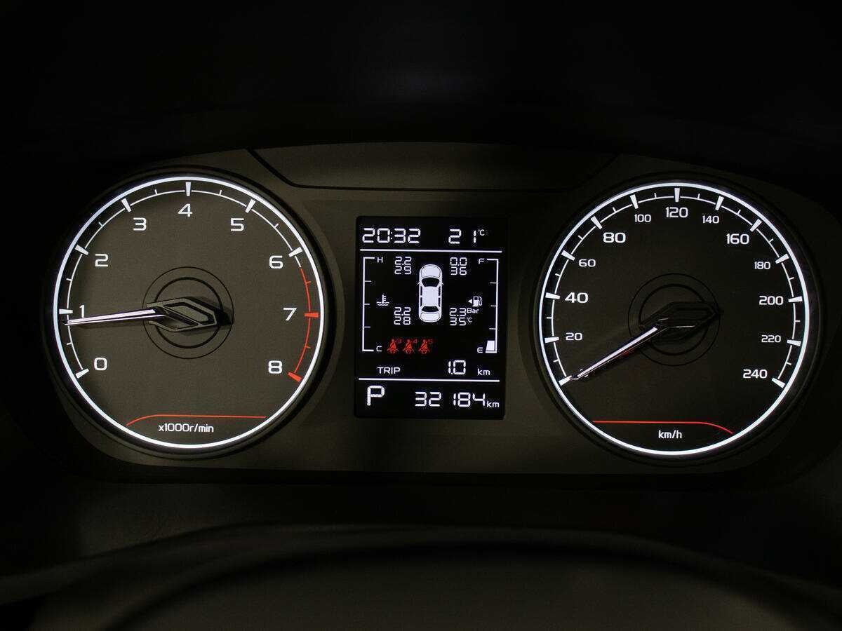 Geely Emgrand 2023 года с пробегом. Фото: #11