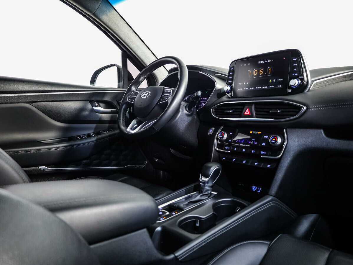 Hyundai Santa Fe 2018 года с пробегом. Фото: #7