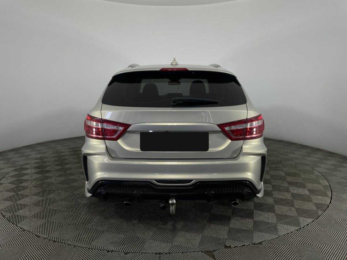 Lada (ВАЗ) Vesta 2018 года с пробегом. Фото: #2