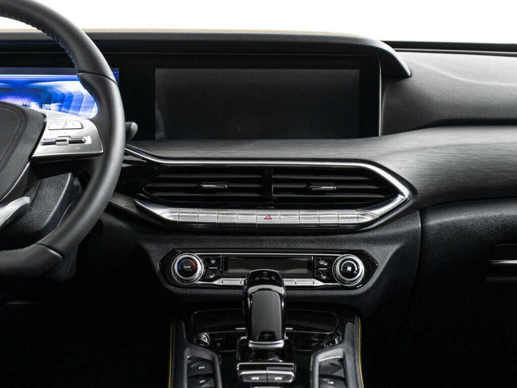 FAW Bestune T77 2023 года с пробегом. Фото: #13