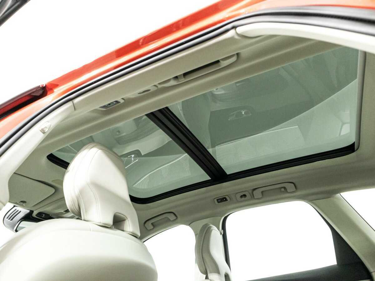 Volvo XC60 2019 года с пробегом. Фото: #16