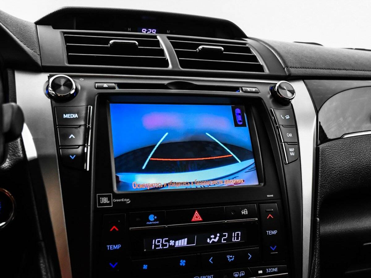 Toyota Camry 2016 года с пробегом. Фото: #17