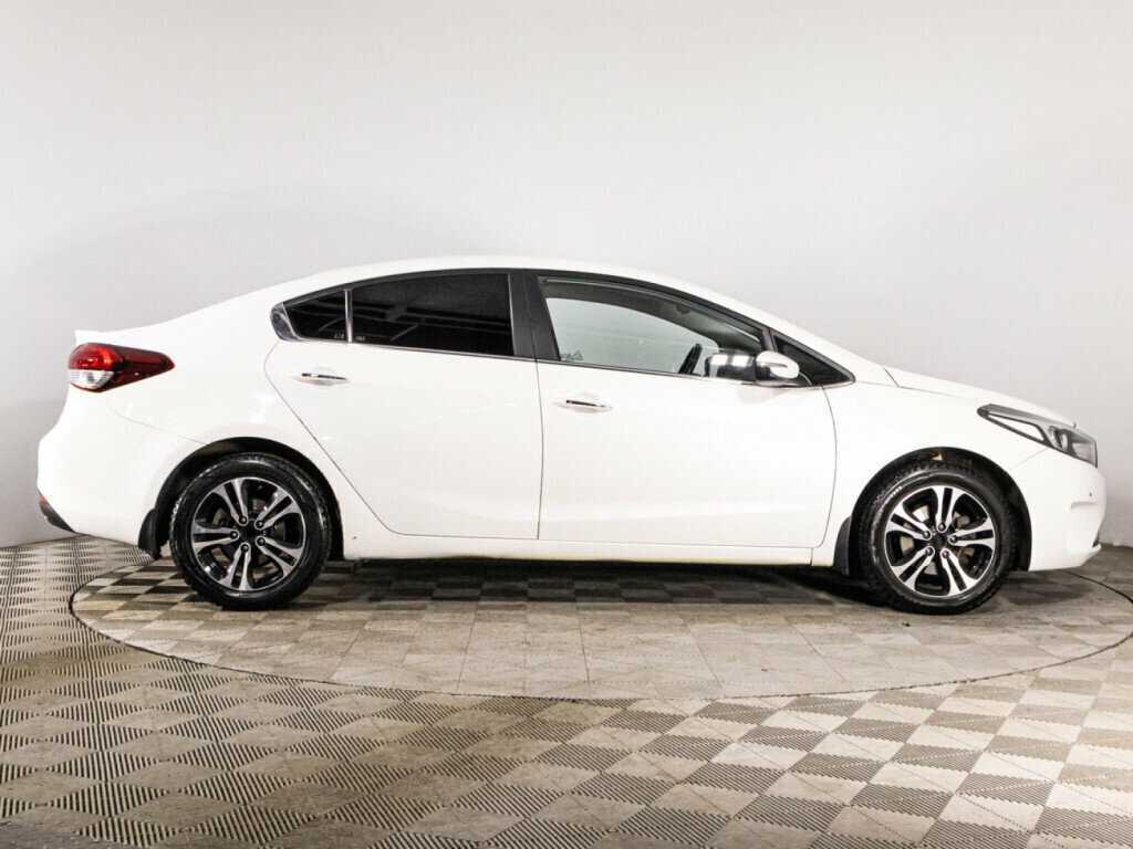 Kia Cerato 2017 года с пробегом. Фото: #3