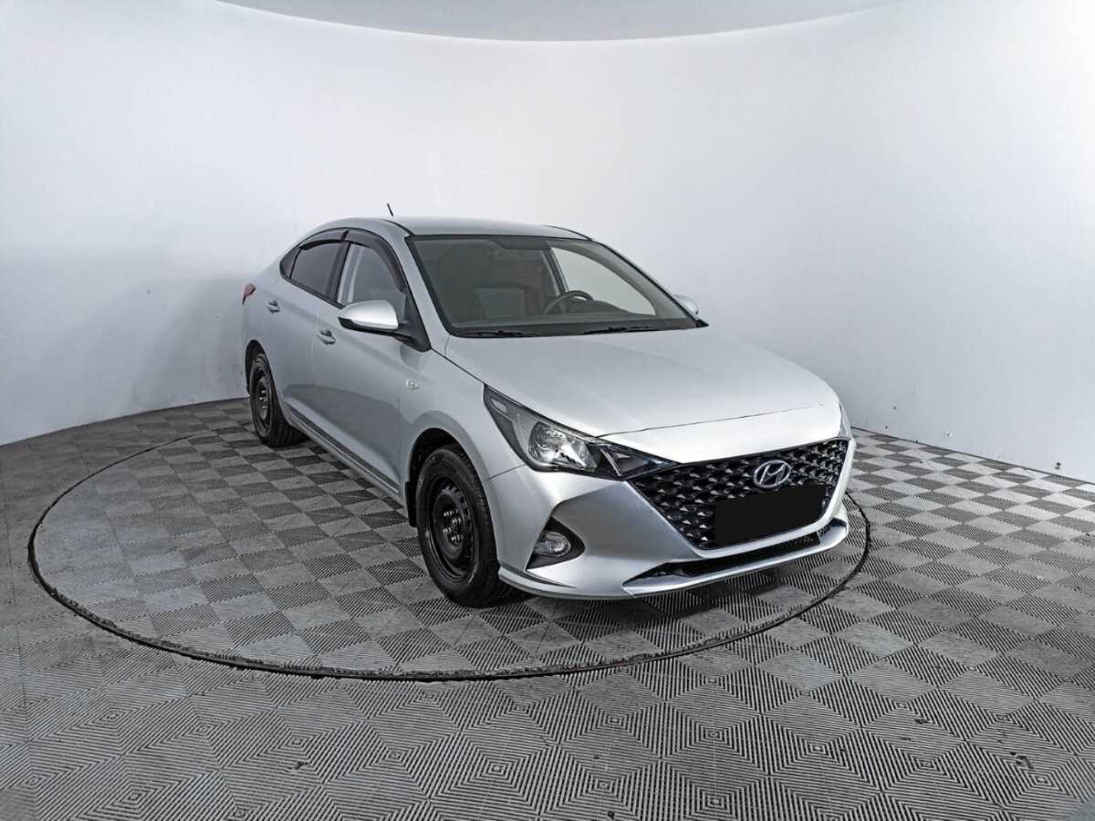 Hyundai Solaris 2021 года с пробегом. Фото: #2