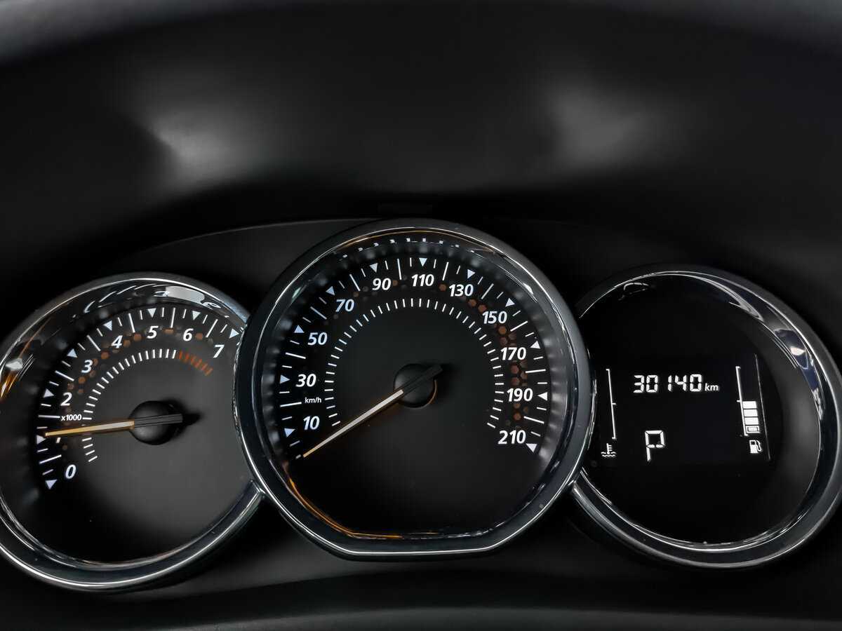 Renault Sandero 2021 года с пробегом. Фото: #11