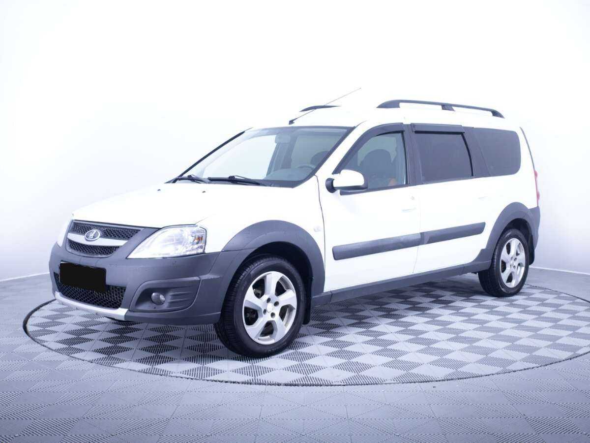 Lada (ВАЗ) Largus 2019 года с пробегом. Посмотреть фото