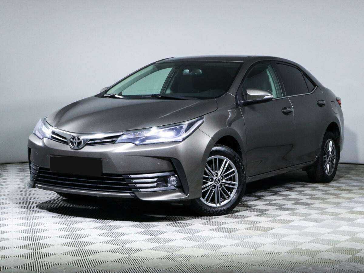 Toyota Corolla 2018 года с пробегом. Посмотреть фото