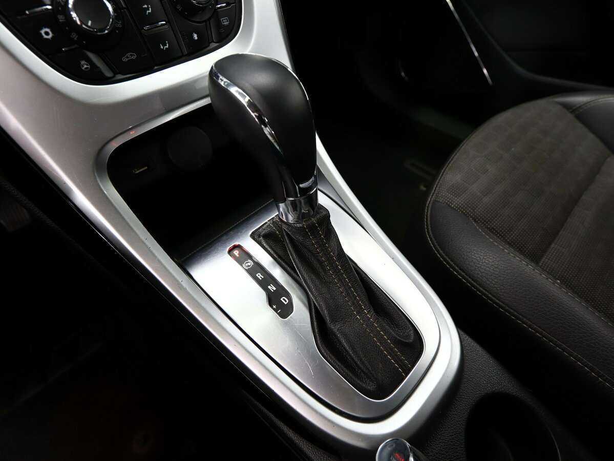 Opel Astra 2014 года с пробегом. Фото: #16