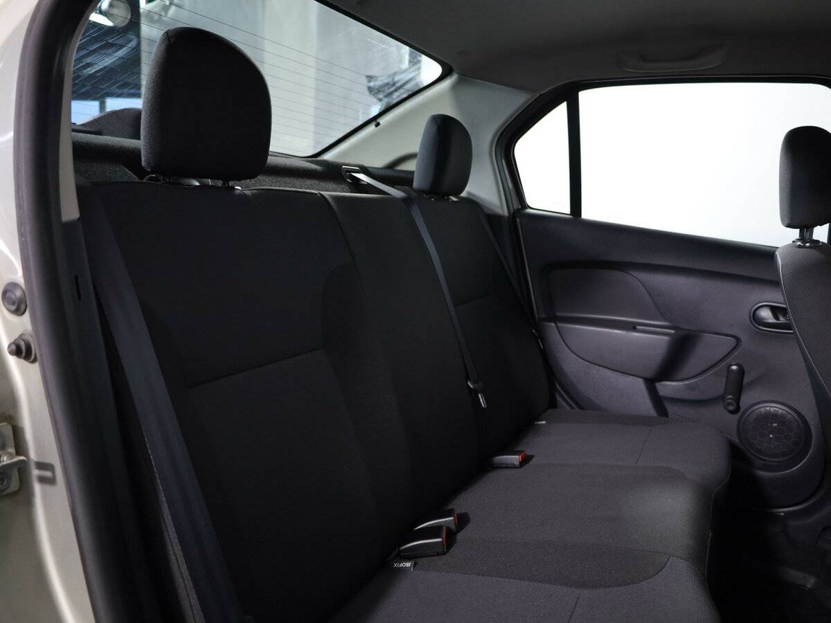 Renault Logan 2015 года с пробегом. Фото: #12