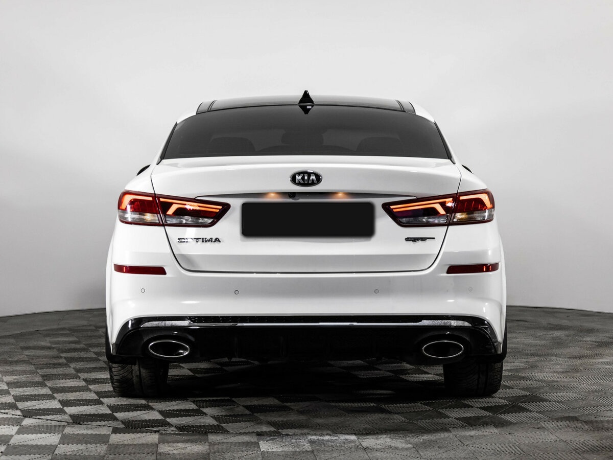 Kia Optima 2018 года с пробегом. Фото: #5