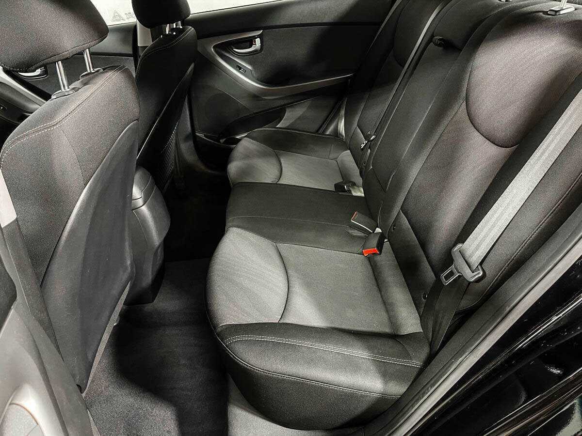 Hyundai Elantra 2015 года с пробегом. Фото: #9
