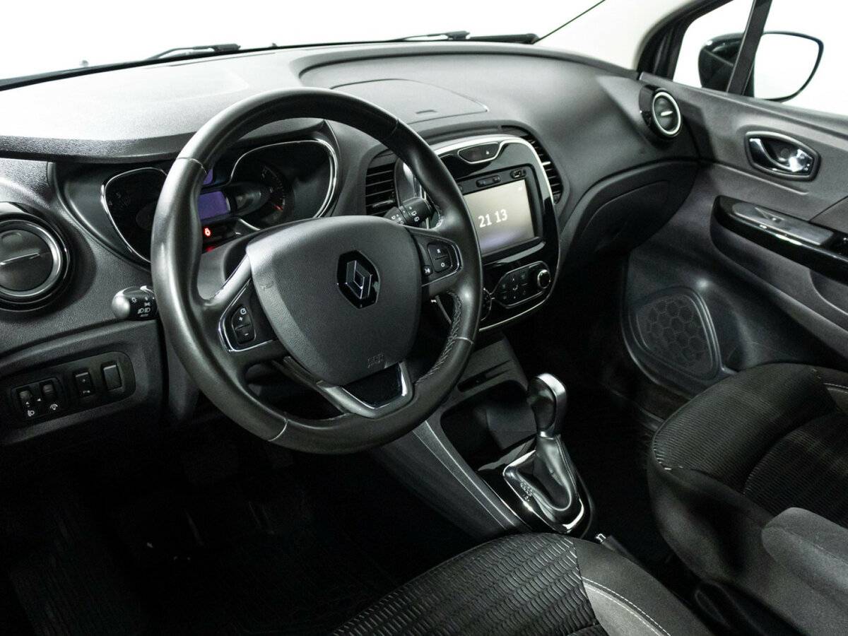 Renault Kaptur 2017 года с пробегом. Фото: #10
