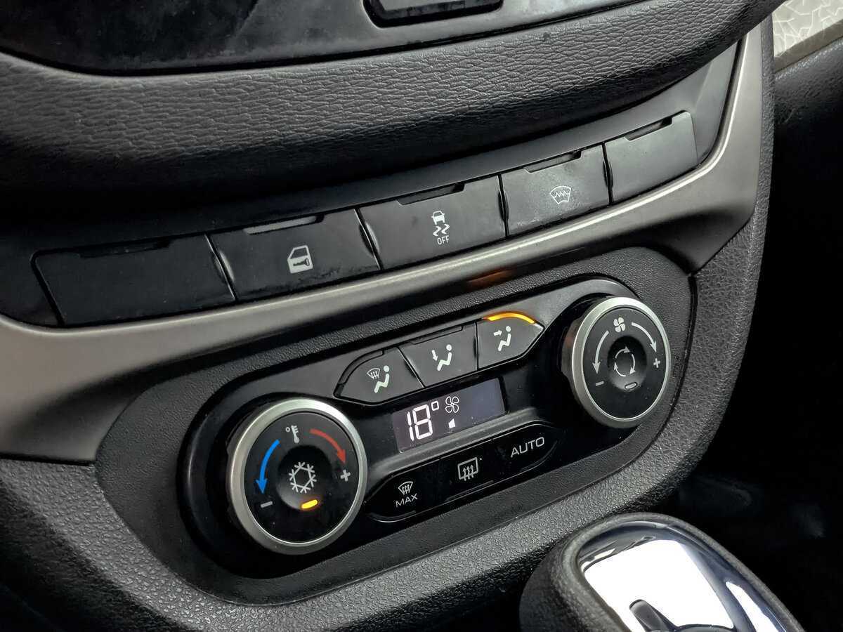 Lada (ВАЗ) Vesta 2020 года с пробегом. Фото: #16