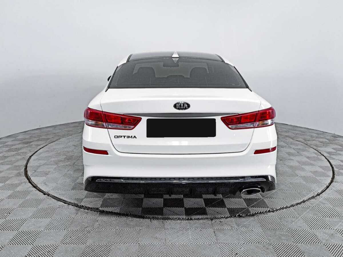 Kia Optima 2019 года с пробегом. Фото: #5