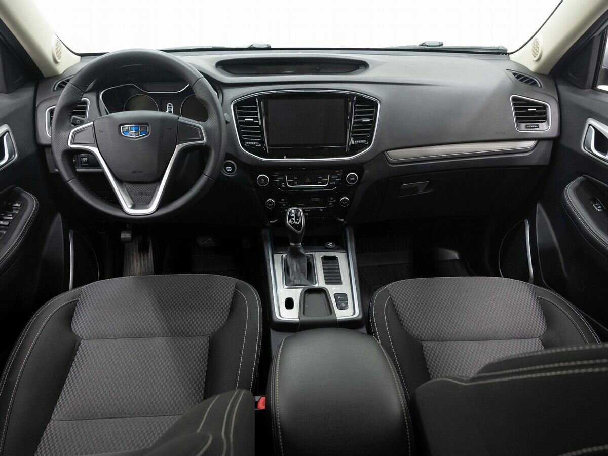 Geely Emgrand X7 2020 года с пробегом. Фото: #14