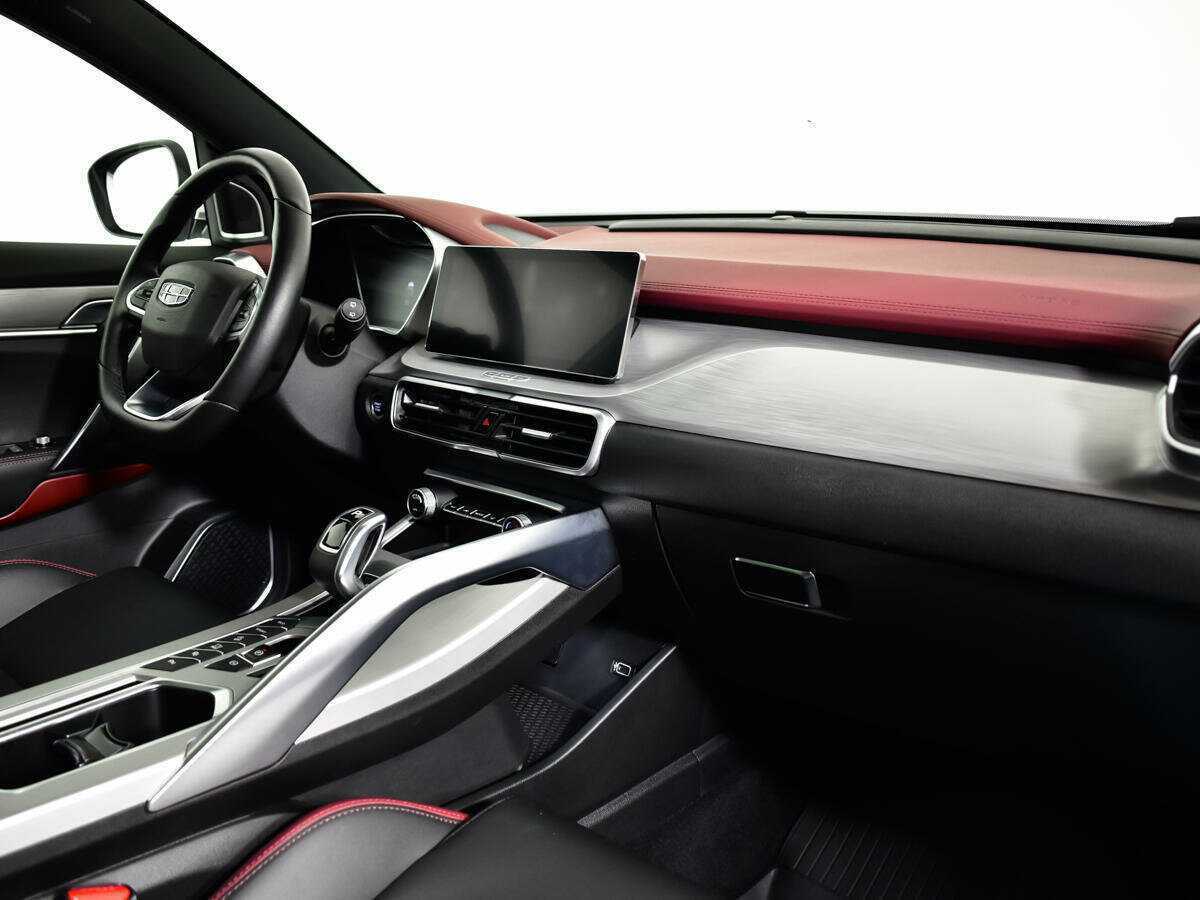 Geely Coolray 2022 года с пробегом. Фото: #8