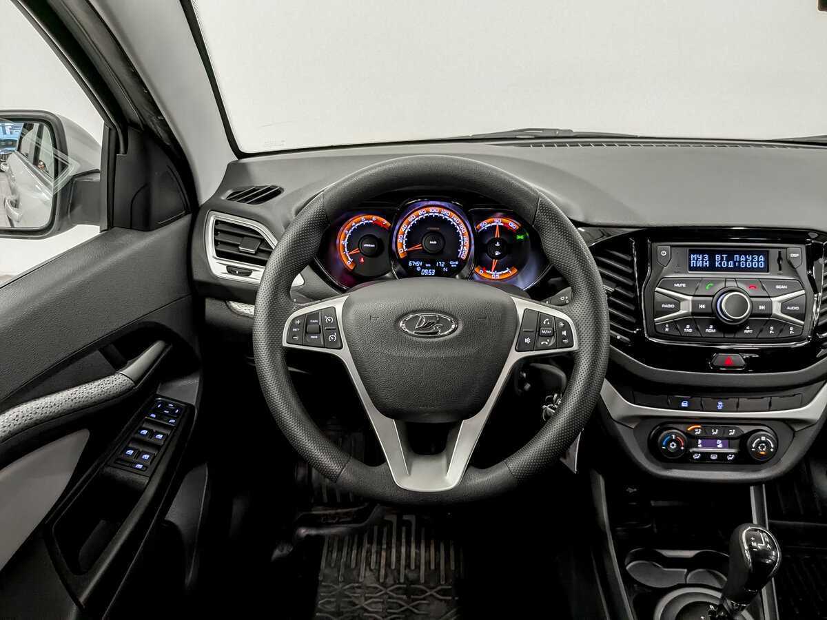 Lada (ВАЗ) Vesta 2019 года с пробегом. Фото: #18