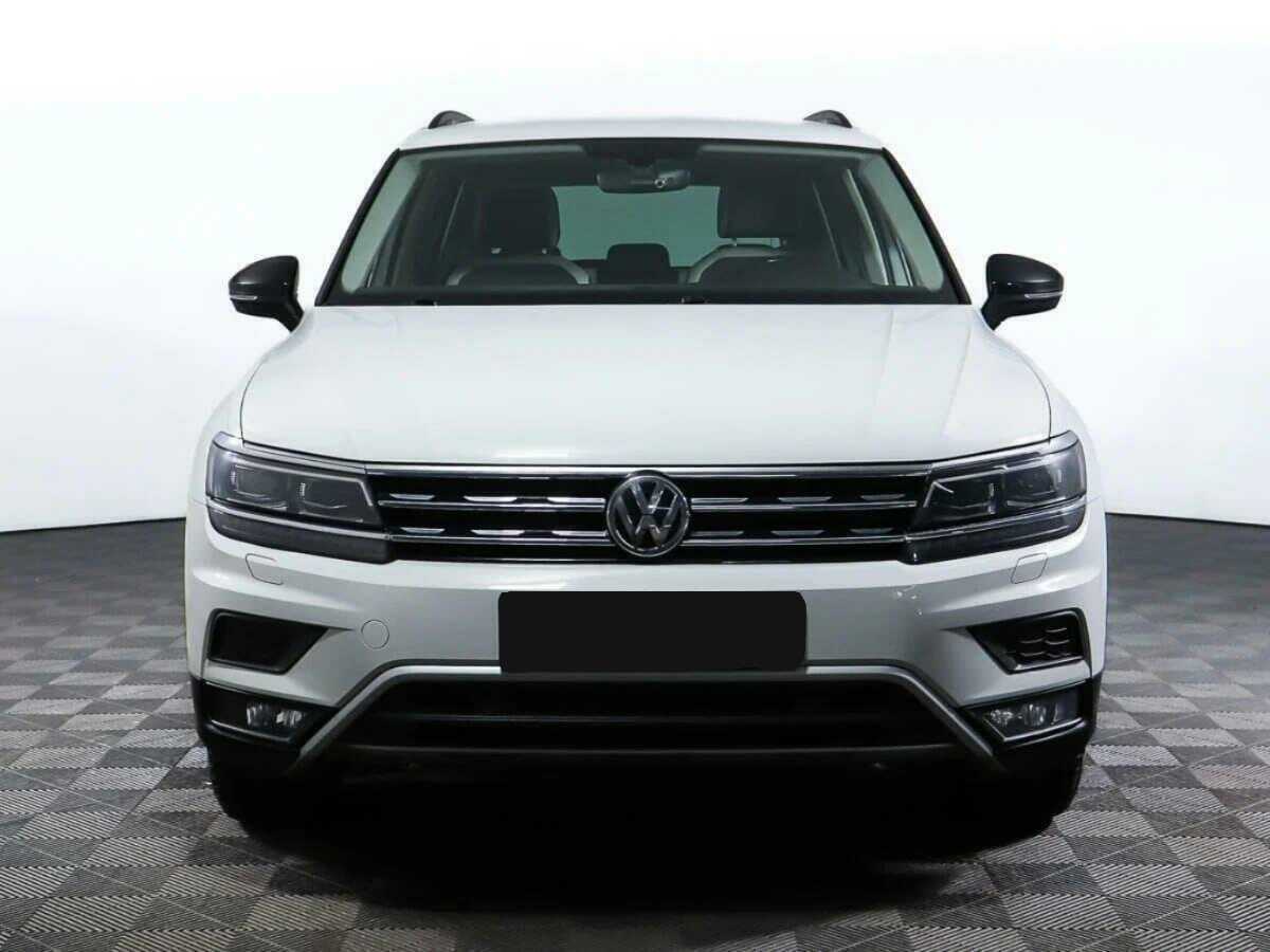 Volkswagen Tiguan 2018 года с пробегом. Фото: #1
