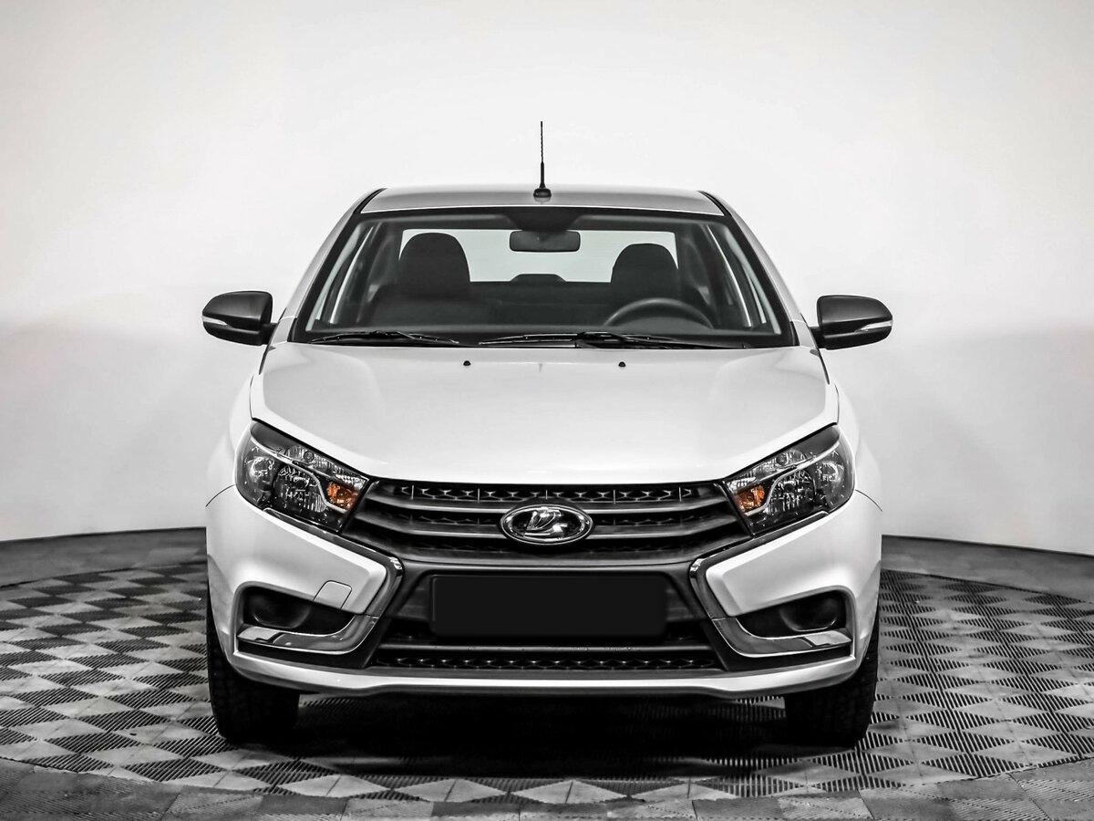 Lada (ВАЗ) Vesta 2018 года с пробегом. Фото: #1