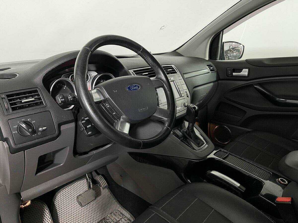 Ford Kuga 2012 года с пробегом. Фото: #12