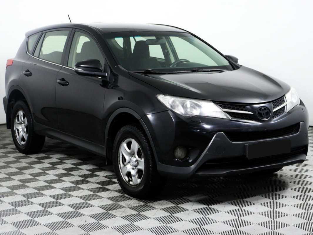 Toyota RAV4 2013 года с пробегом. Фото: #2