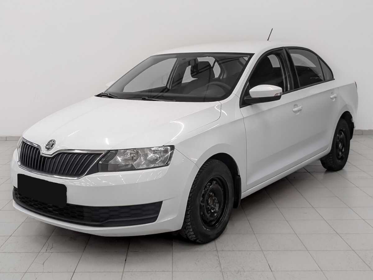 Skoda Rapid 2017 года с пробегом. Посмотреть фото
