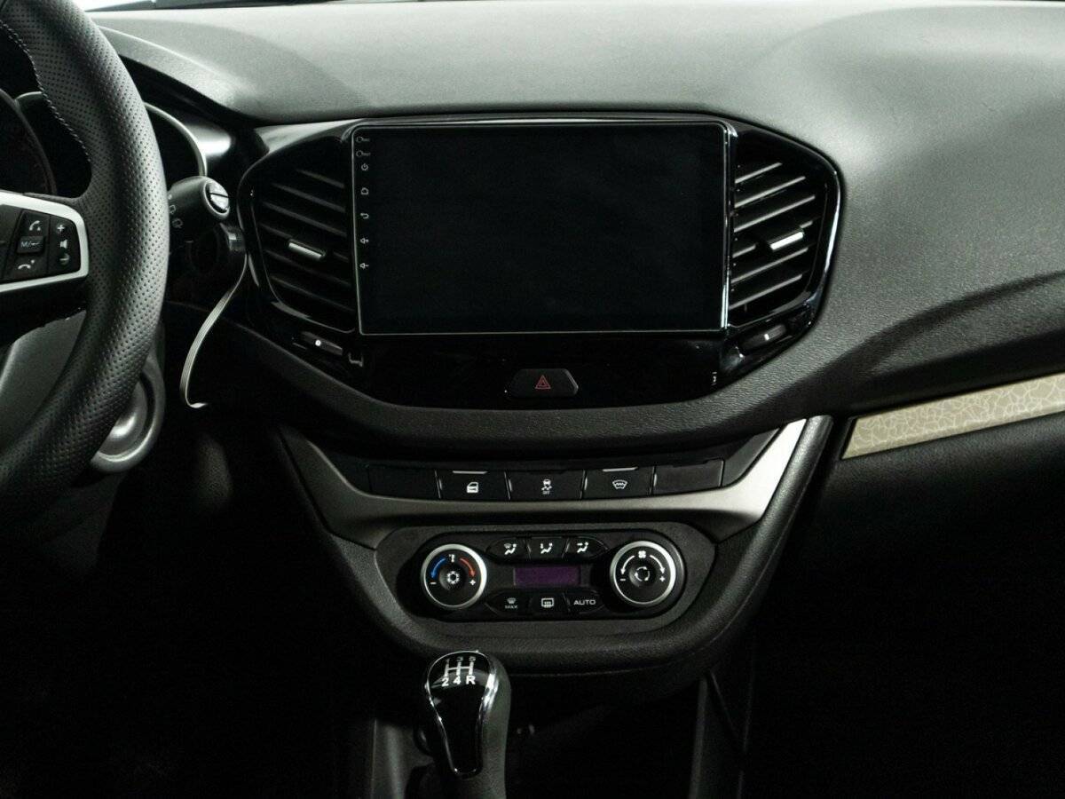 Lada (ВАЗ) Vesta 2019 года с пробегом. Фото: #13