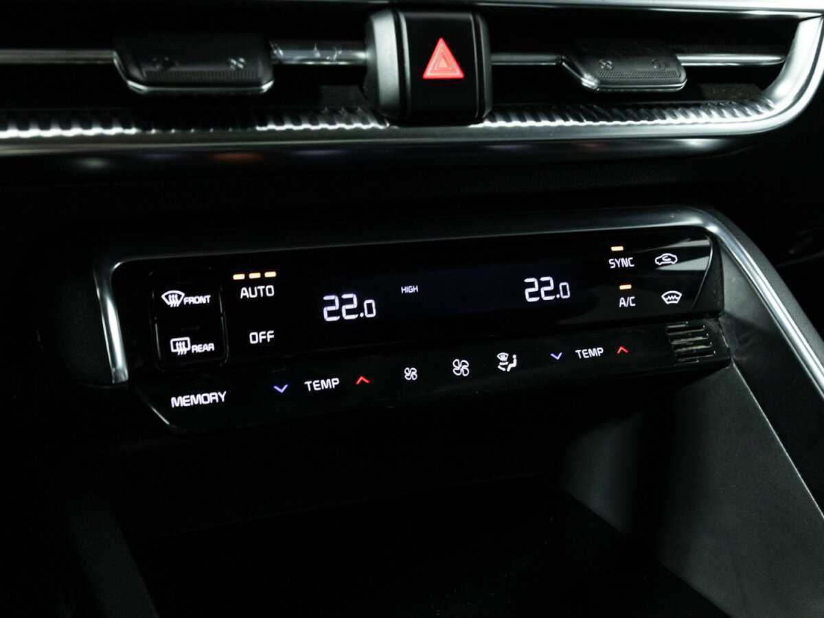 Kia K5 2021 года с пробегом. Фото: #21