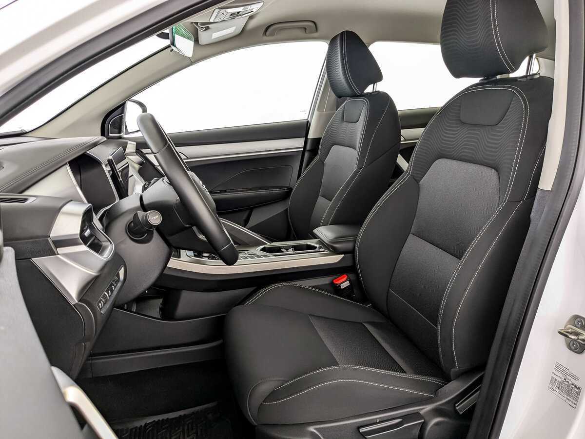 Geely Coolray 2023 года с пробегом. Фото: #18