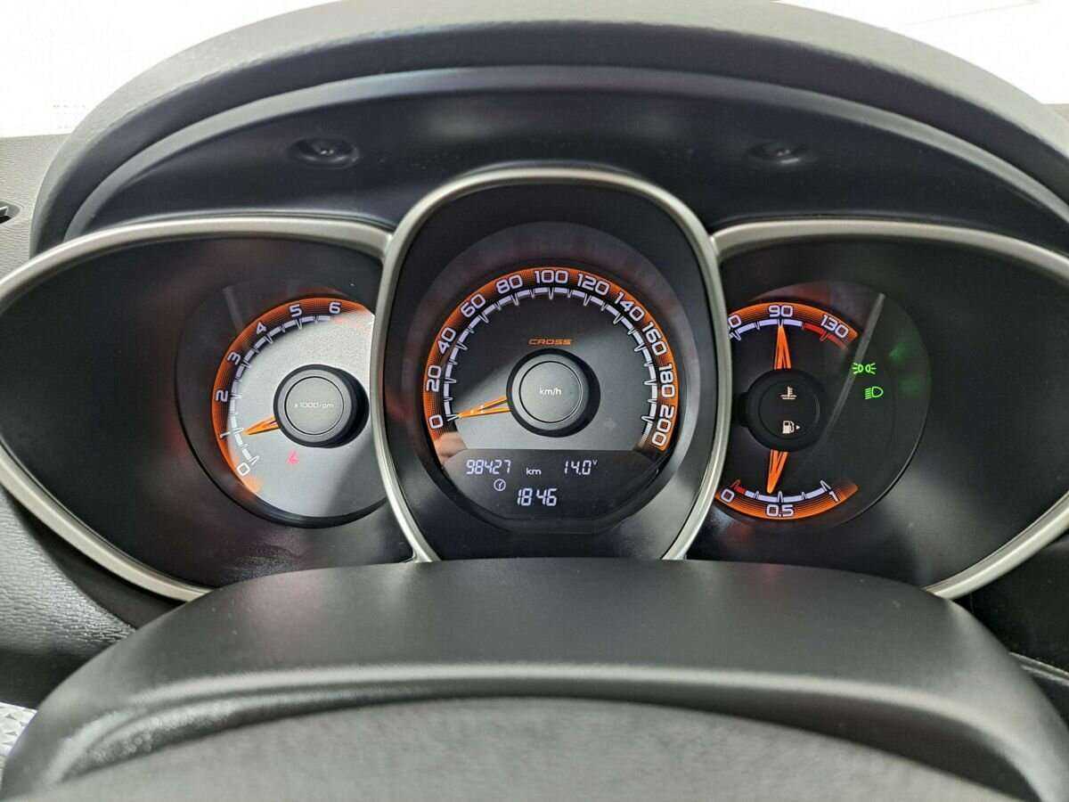 Lada (ВАЗ) Vesta 2018 года с пробегом. Фото: #10