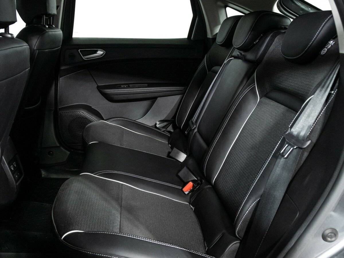 Renault Arkana 2021 года с пробегом. Фото: #9