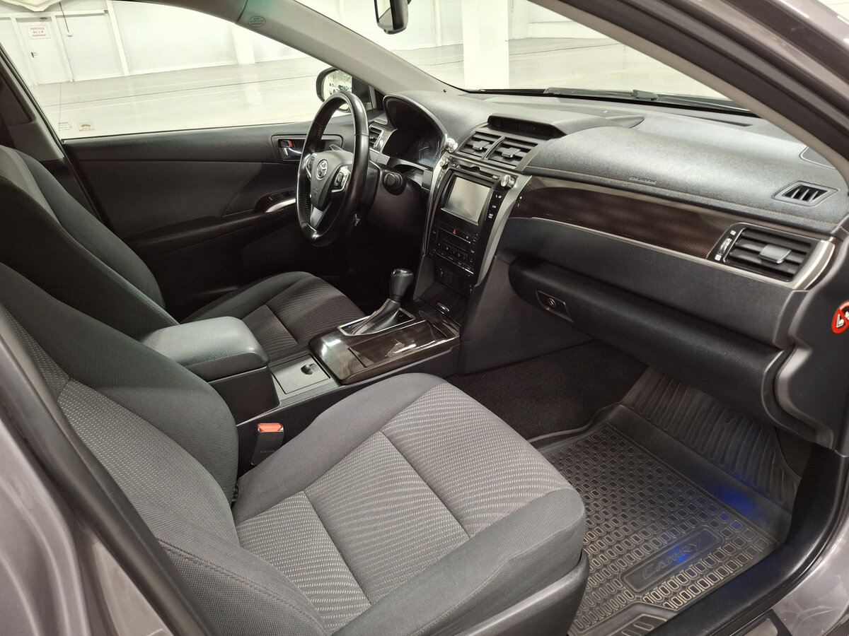 Toyota Camry 2016 года с пробегом. Фото: #9