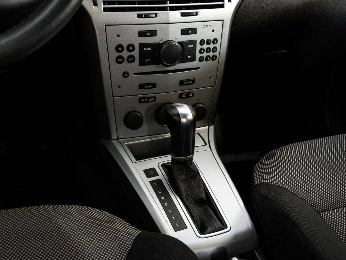 Opel Astra 2014 года с пробегом. Фото: #12