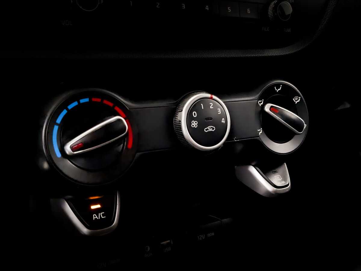 Kia Rio 2020 года с пробегом. Фото: #21