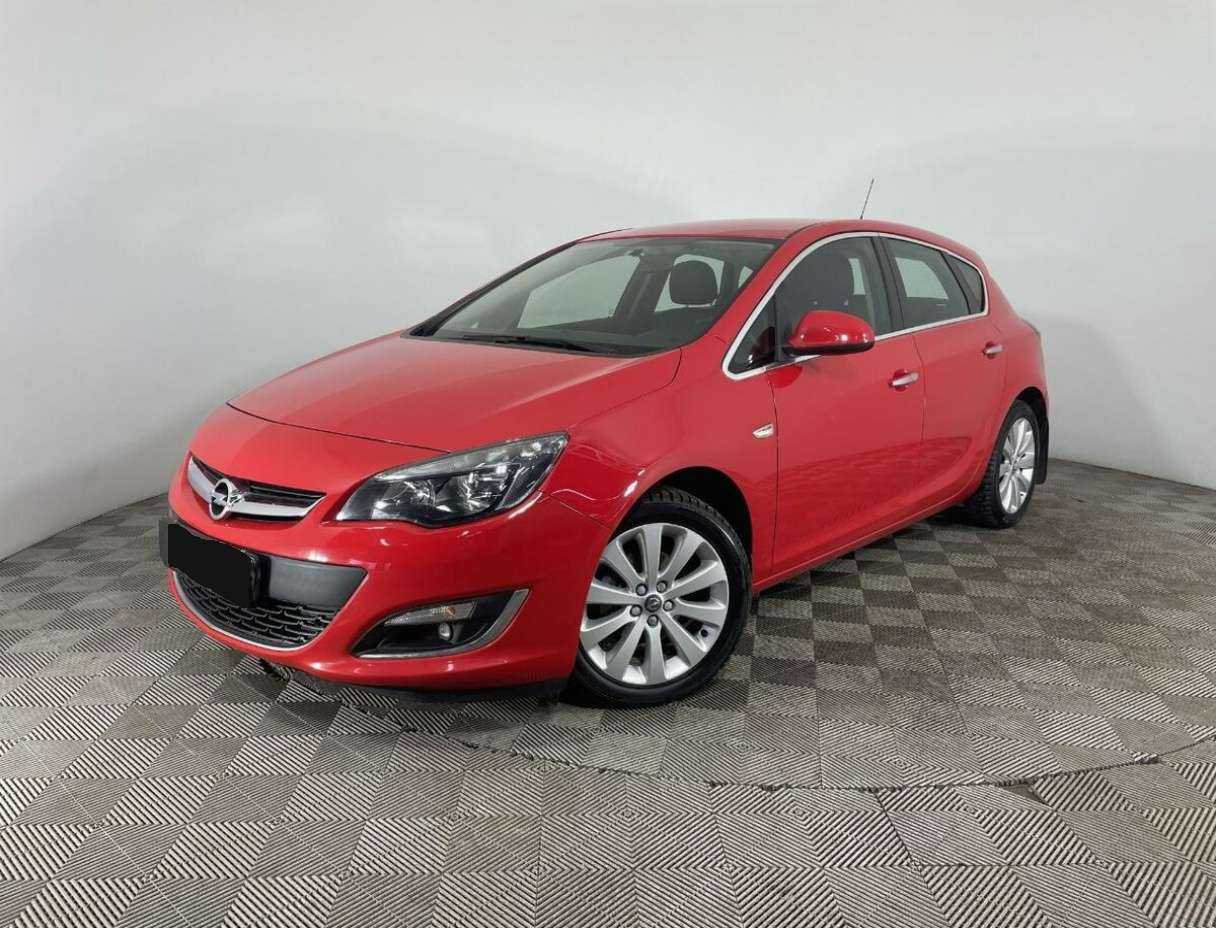 Opel Astra 2013 года с пробегом. Фото: #0