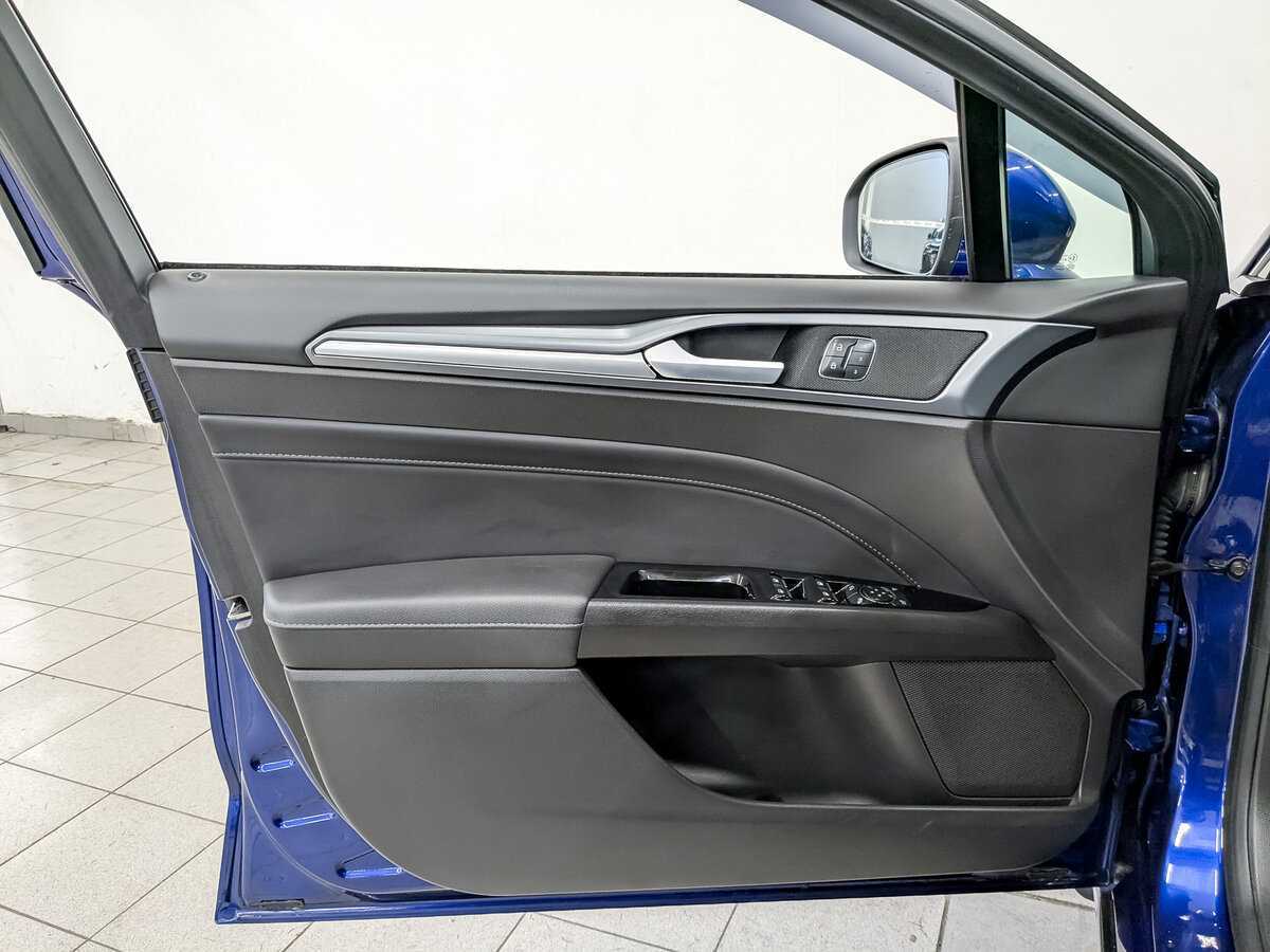 Ford Mondeo 2017 года с пробегом. Фото: #17